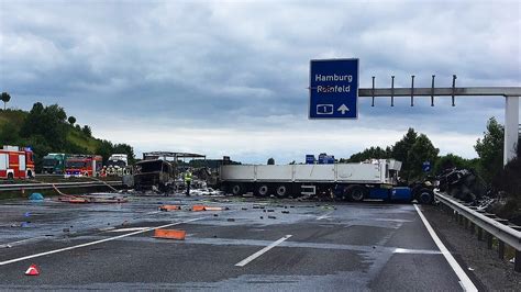 lkw unfall a 20